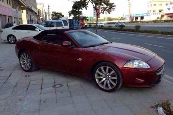 2l v8敞篷跑车