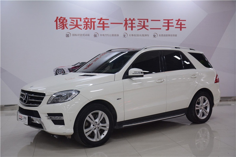 【郑州】2012年7月 奔驰 ml级越野车 ml350 4matic 豪华型 白色 自动