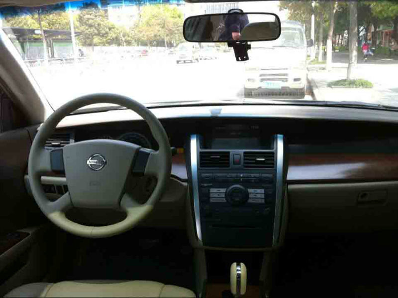 2007年6月 尼桑天籁230jk 黑色 手自一体高清图片