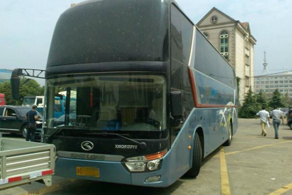 2010年11月_二手61座厦门金龙大客车_价格3