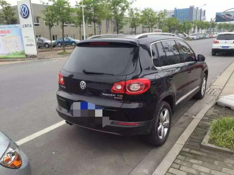 【徐州】2014年1月 大众 途观 1.8tsi 四驱豪华版 黑色 手自一体
