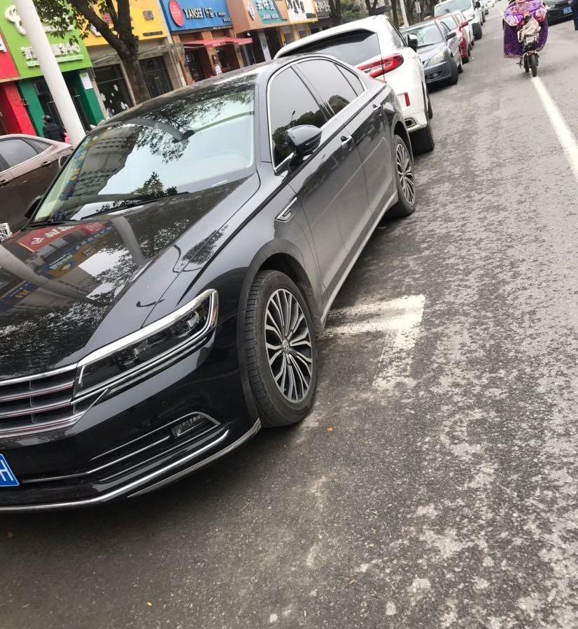 【扬州】2019年2月 大众 辉昂 2019款 380tsi 两驱商务版 国v 自动档
