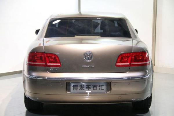 【郑州】2012年7月 大众 辉腾 3.0tdi 行政版 香槟色 自动档