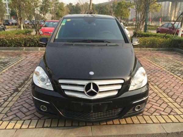 奔驰b级 b200 2.0 豪华型