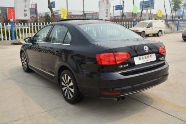 2015年3月大众 速腾 230tsi dsg豪华型