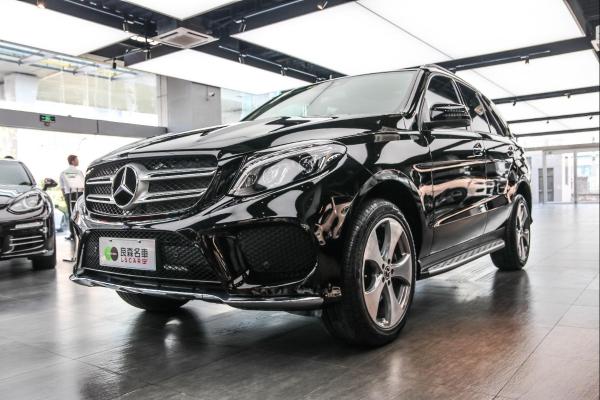 【杭州】2018年1月 奔驰gle gle320 3.0t 4matic 豪华型 黑色 自动档