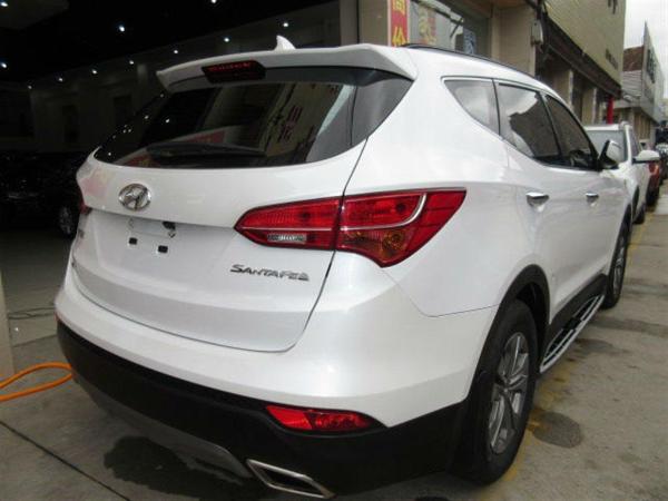 现代 胜达 全新胜达 2013款 2.4l 自动两驱智能型