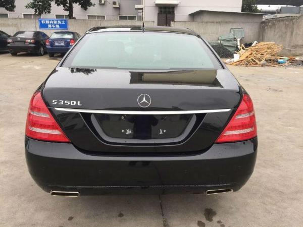 奔驰s300l 黑色