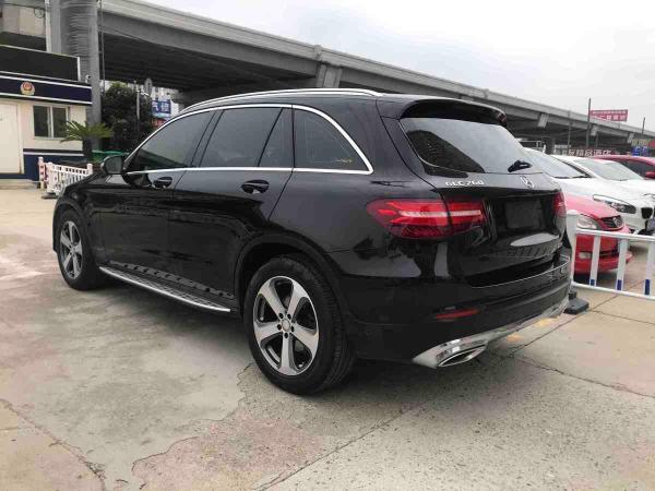 【无锡】2016年3月 奔驰glc级 glc260 2.0t 4matic 豪华型 手自一体