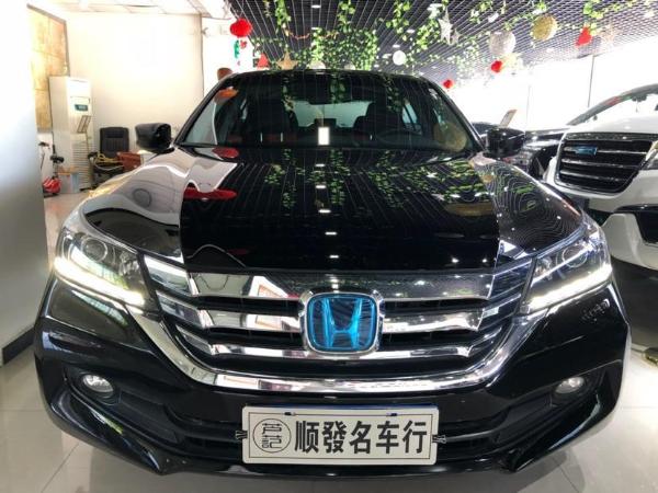 2016年12月本田 雅阁 2.0l cvt锐尊版