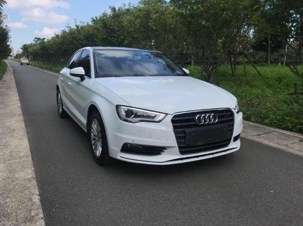 奥迪 奥迪a3 a3 1.4t 35tfsi limousine时尚型图片