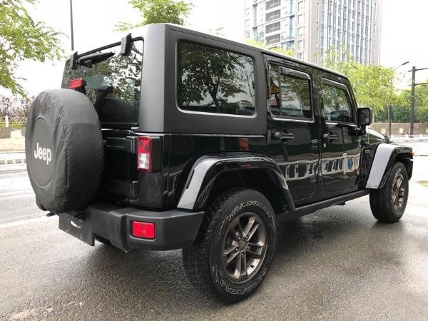 【杭州】2016年11月 jeep 牧马人 3.0l 四门 舒享版 手自一体