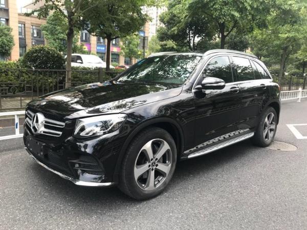 2017年10月奔驰 glc级 glc260 2.0t 4matic 豪华型