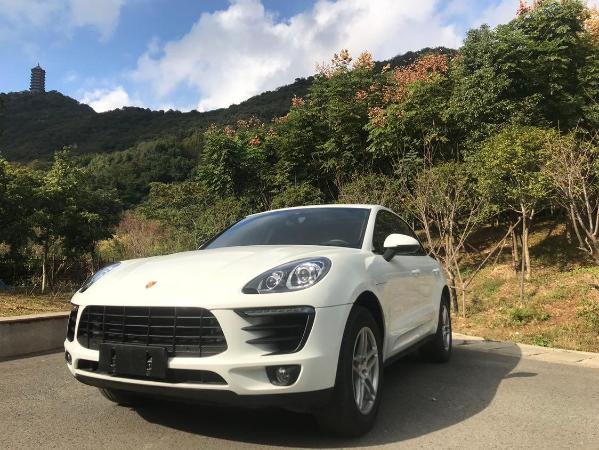 【台州】2017年10月 保时捷 macan 2.0t 自动档