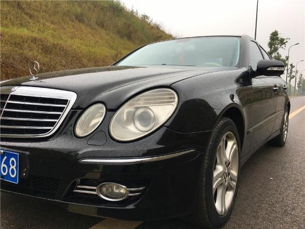 奔驰e级 2006款 e350 tourer 3.5 v6 四驱版图片