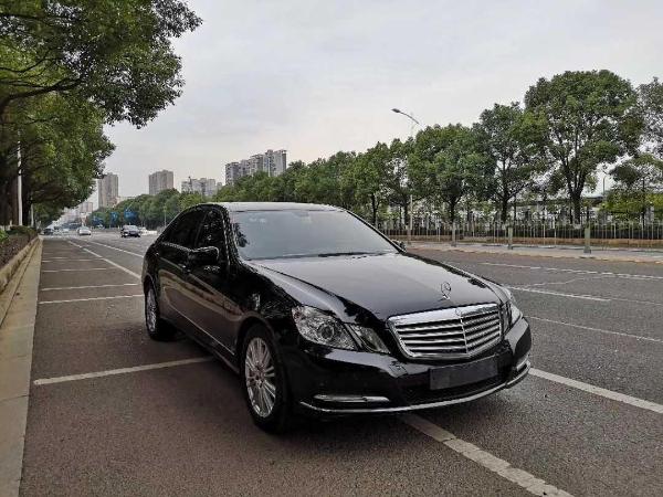 【长沙】2012年7月 奔驰e级 e200l cgi 1.8t 优雅型 手自一体