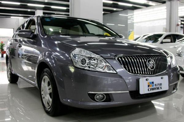 【上海】2011年9月 别克 凯越 1.6 lx 银灰 自动档