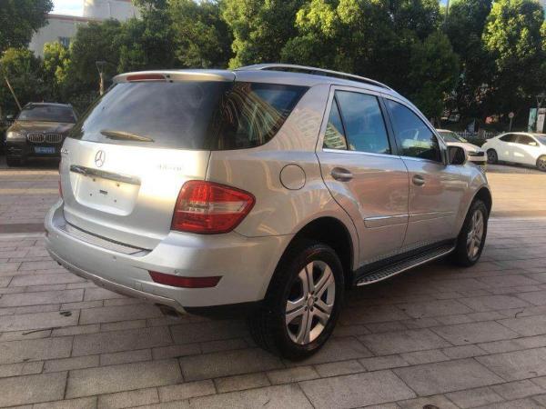 【宁波】2010年4月 奔驰m级 ml350 3.5l 4matic 豪华型 手自一体