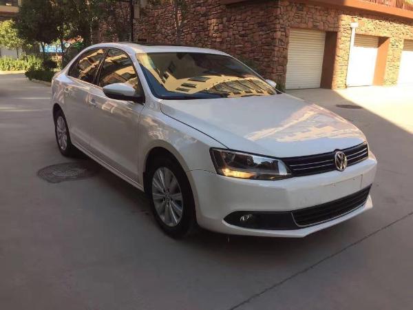 【济南】2015年10月 大众 速腾 1.6 舒适型 白色 手自一体