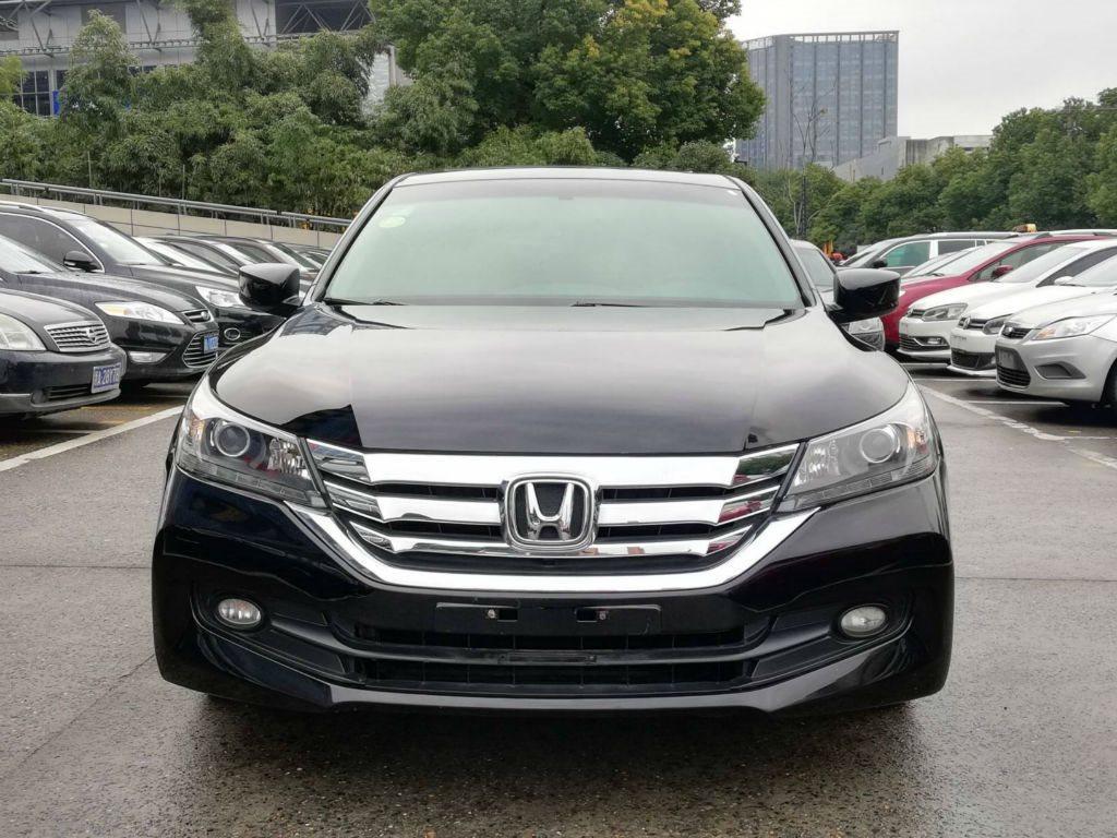 【杭州】2014年11月 本田 雅阁 2014款 2.0l lx 舒适版 自动档