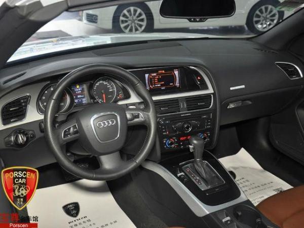 【苏州】2011年10月 奥迪 奥迪a5 软顶敞篷跑车 白色 手自一体