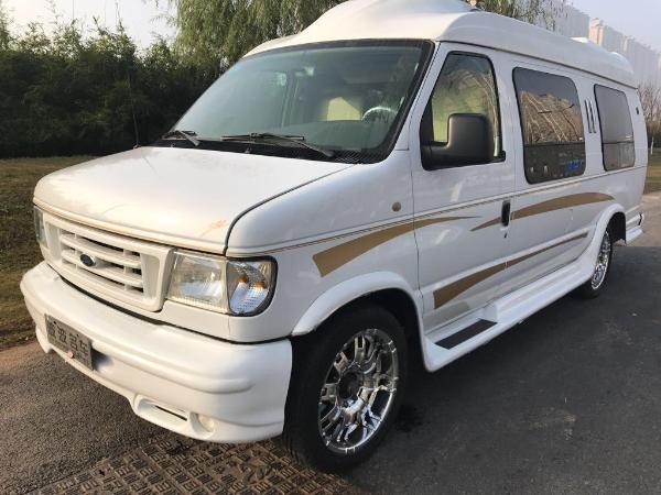 福特e class 5.4 v8图片