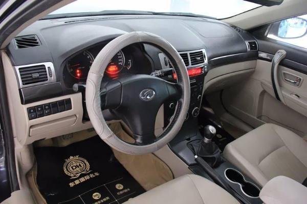 【济南】2011年5月 奔腾 b70 2011款 2.0 精英型 自动档