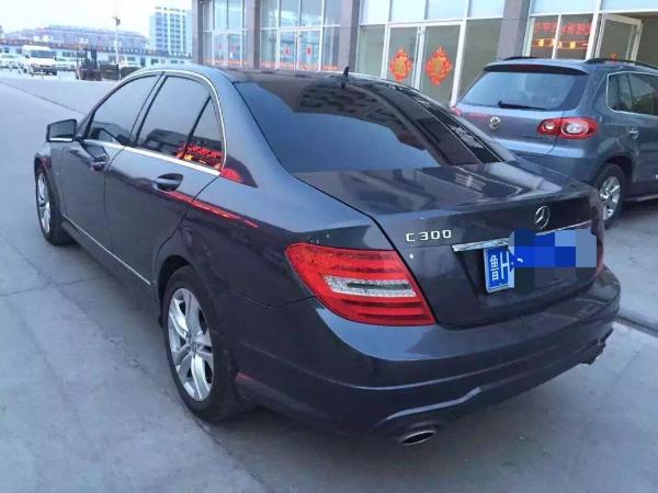 【济宁】2014年3月 奔驰 c级 c300 tourer 3.0 灰色 手自一体