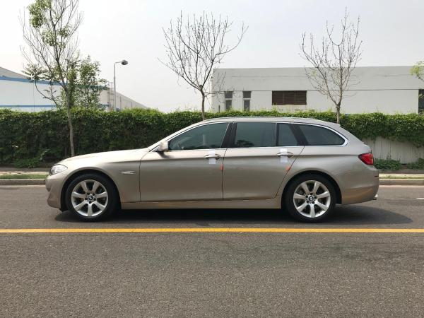 宝马 宝马5系 530i 3.0l 领先型 旅行版图片
