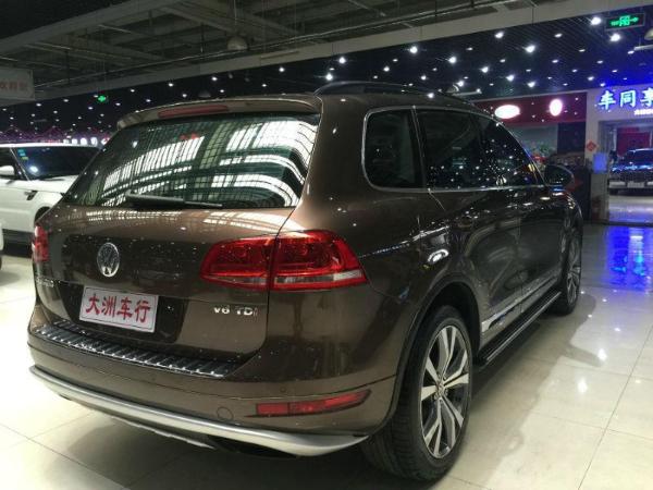 【济南】2012年10月 大众 途锐 3.0tdi v6柴油舒适型 手自一体