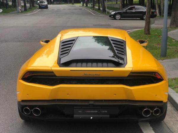 【成都】2015年6月 兰博基尼 huracan 5.2l 硬顶 自动档