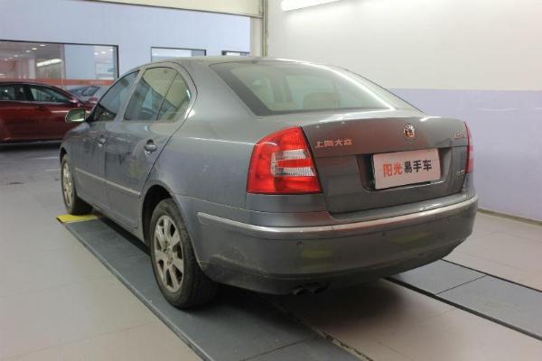 【上海】2010年2月 斯柯达 明锐 1.8tsi 逸仕版 灰色 自动档