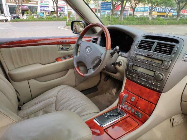 【佛山】2002年10月 雷克萨斯 ls ls430 4.3 自动档