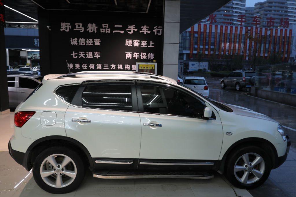 2013年12月日产 逍客 逍客 2012款 2.0xv 雷 cvt 2wd