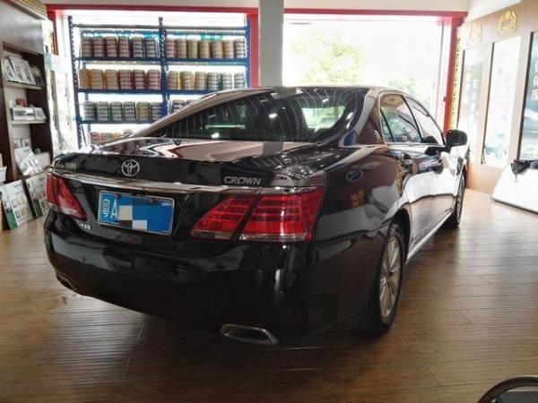 2013款皇冠参数配置,2013款皇冠参数 【揭阳】2013年6月 丰田 皇冠 2.5 royal saloon 尊贵版 黑色 自动档
