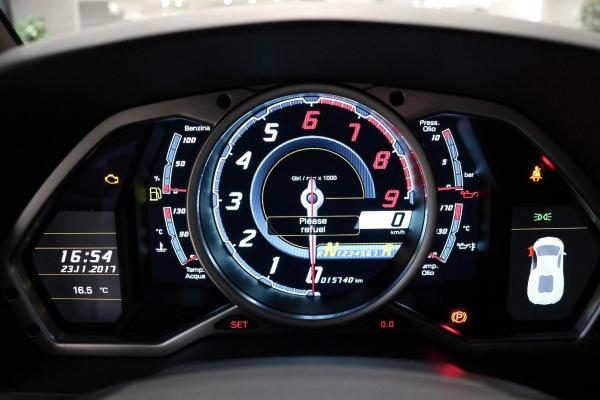 2013年4月兰博基尼 埃文塔多 lp700-4 6.