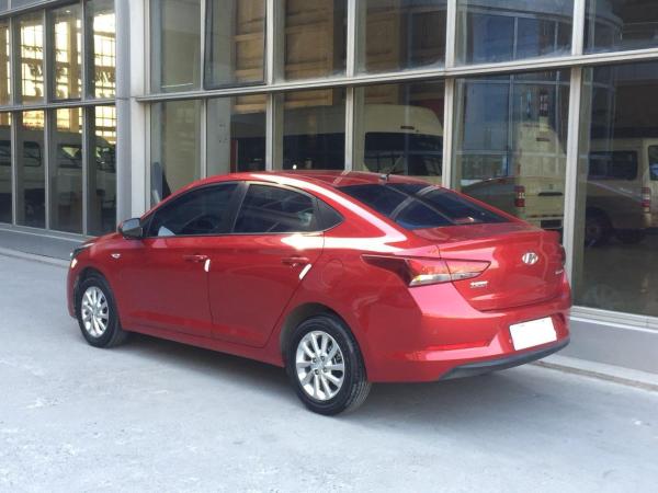2017年7月现代 悦纳 1.4 gls 炫酷版