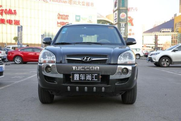 现代途胜2012款参数,现代旧款途胜2011参数 2012年11月现代 途胜 2.0l 手动两驱时尚型