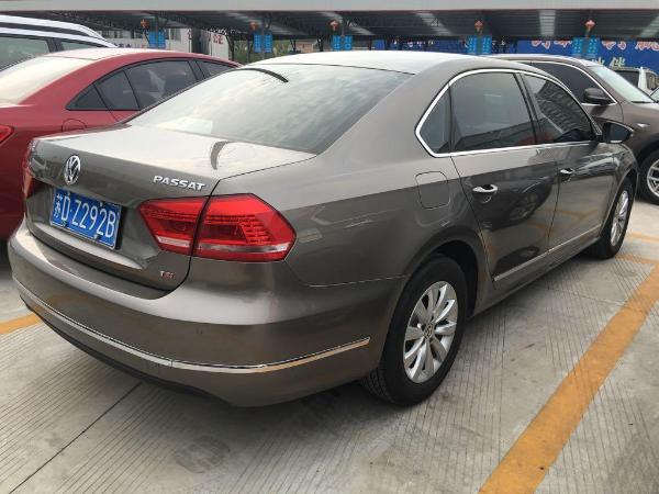 【常州】2015年2月 大众 帕萨特 1.8tsi 尊荣版 香槟色 手自一体图片