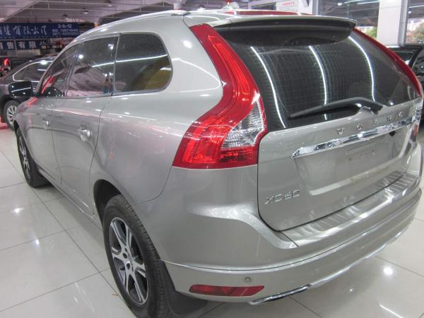 沃尔沃 xc60 2.0t t5 智逸版(改款)