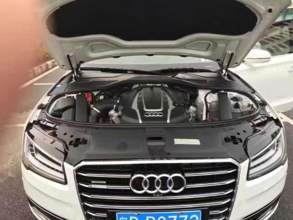 奥迪 奥迪a8 a8l 4.0t fsi 60 tfsi 豪华型