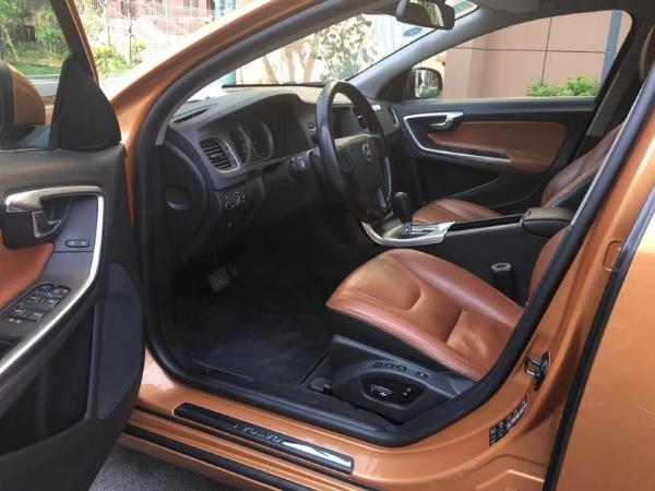 【湖州】2012年5月 沃尔沃 s60 2.0t 智尊版 手自一体