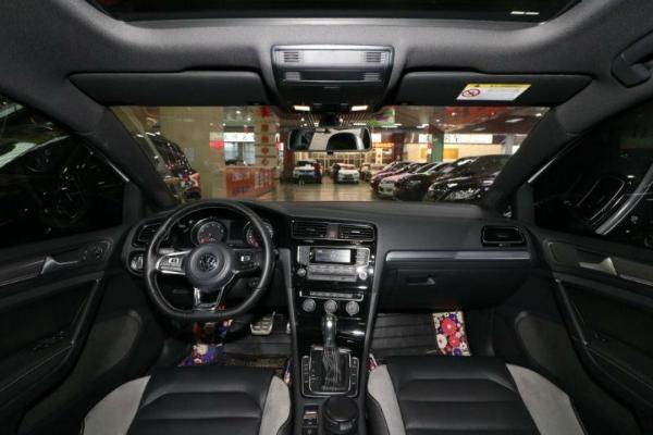 2015年8月大众 高尔夫 2016款 1.4tsi 手动 r-line
