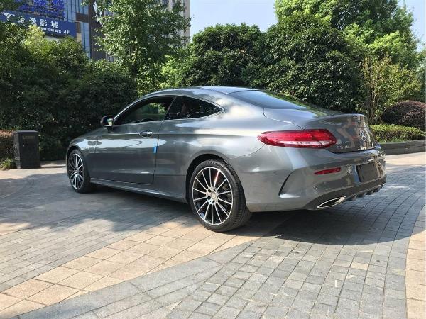 【杭州】2016年12月 奔驰c级 c300 coupe 2.0t 灰色 自动档