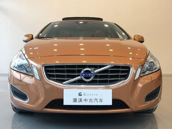 【上海】2012年3月 沃尔沃 s60 2.0t 舒适版 自动档