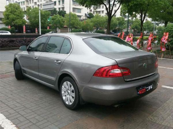 【杭州】2010年5月 斯柯达 昊锐 1.8tsi 贵雅版 银灰 手自一体