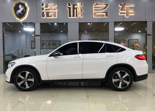 【佛山】2017年9月 奔驰glc级 glc200 coupe 2.0t 4matic 手自一体