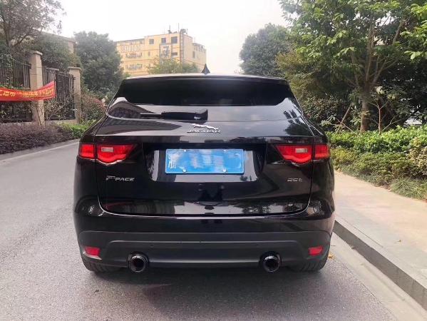 捷豹f-pace 2.0t 都市尊享版 涡轮增压 两驱图片