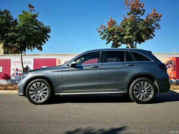 2016年9月奔驰 glc级 glc260 2.0t 4matic 动感型