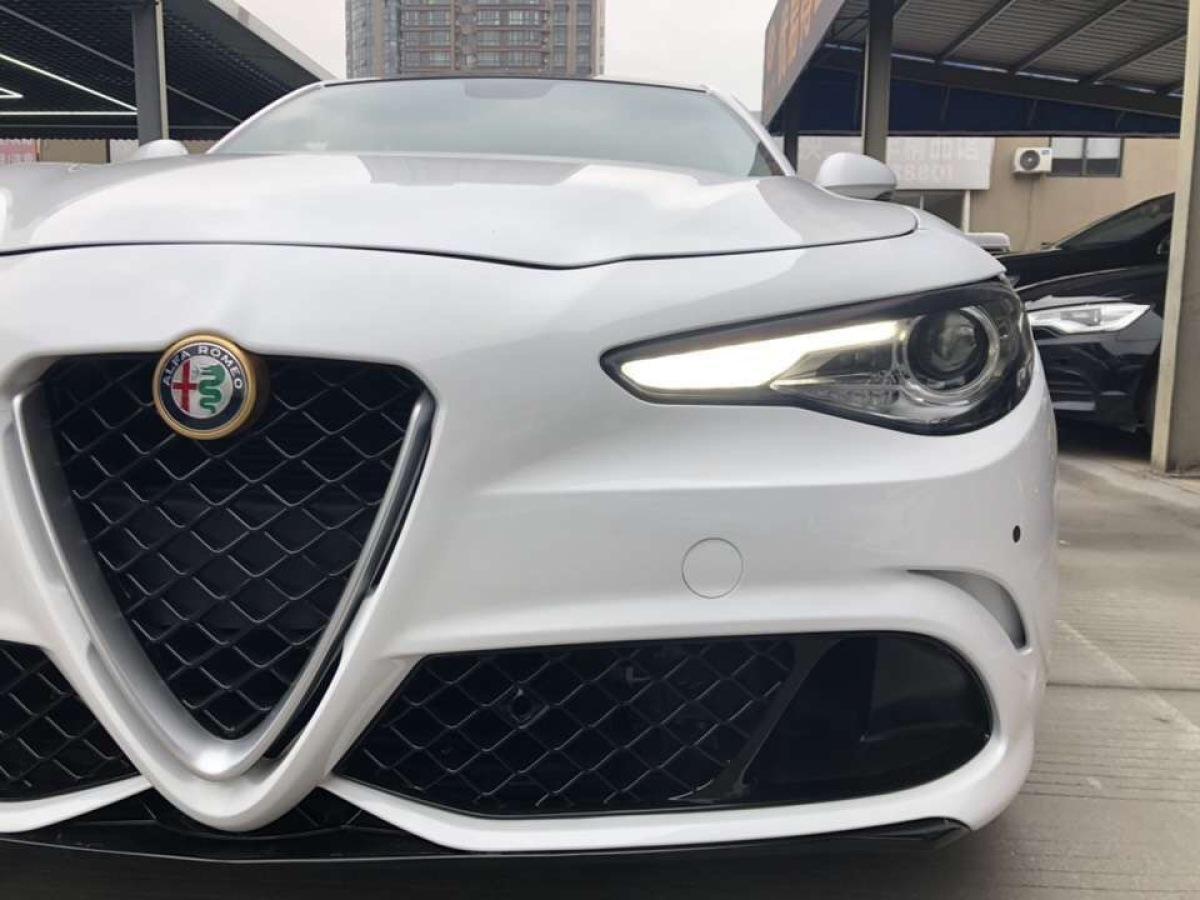 【杭州】2017年10月 阿尔法-罗密欧 alfa giulia 2.